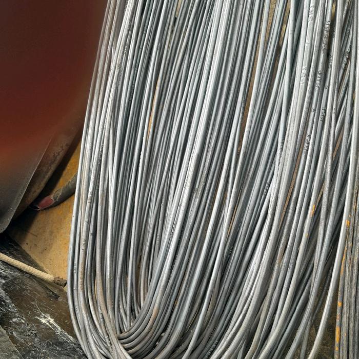 besi batang 8 mm besar panjang 12 meter