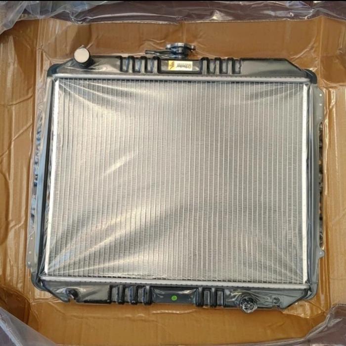 Radiator Panther Kotak 2.3 / 2.5