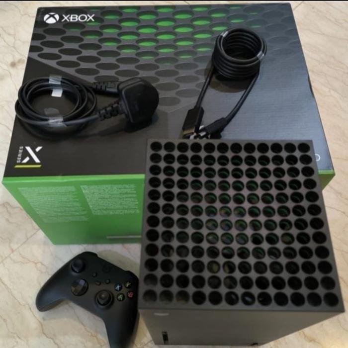 Promo Xbox Series X+Fifa 23,Cod Mw2,Dying2,Elden,Rider Rep,Cyber,Acval,Fc6 Terlaris