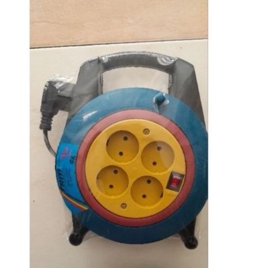 Rol Kabel 15m dengan 4 Soket Listrik dan Tombol On/Off untuk Kebutuhan Listrik Rumah