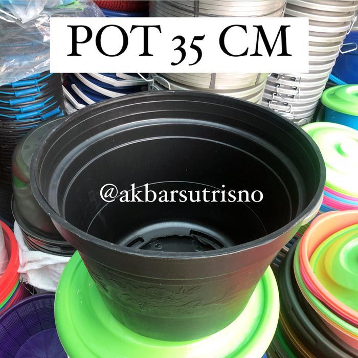 pot 35 cm hitam