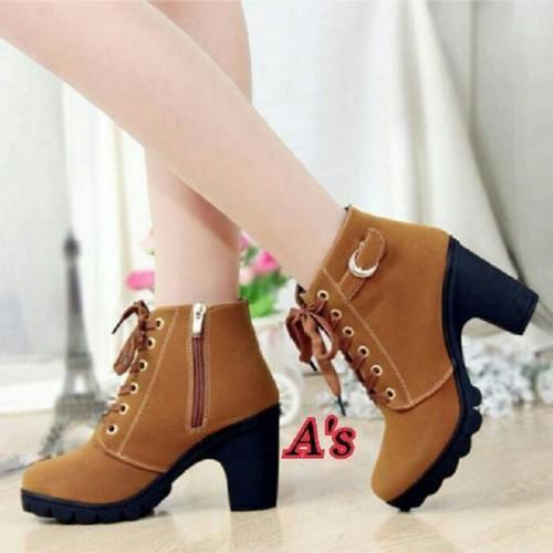 Donatello - Sepatu Boots Wanita Ziver Boots Hak Tinggi Cantik Helloshoes