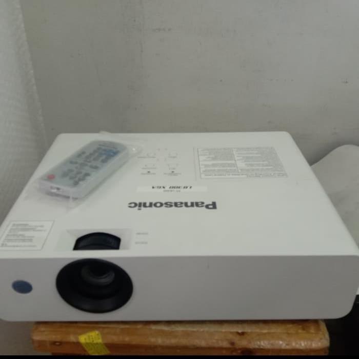 projector proyektor panasonic pt lb360 second BISA GRAB