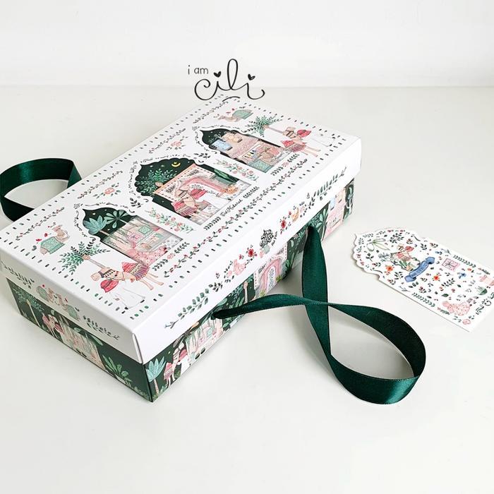 (BOX 24 x13.4 x 7.5cm LEBARAN)kotak 2 toples 112 / kue setengah loyang