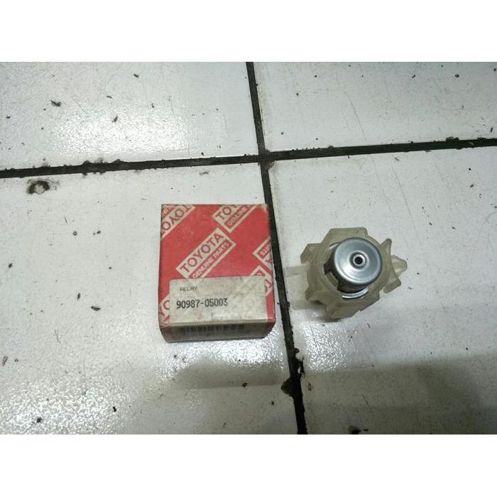 RELAY FOGLAMP TOYOTA ESTIMA/HIACE OLD OK.
