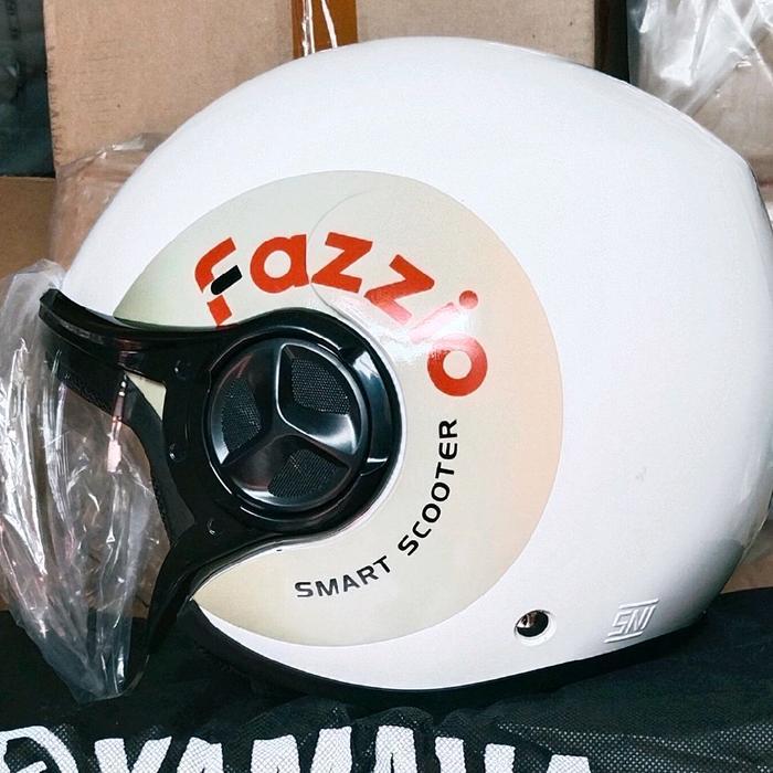 Fazio Helm Motor Putih Dengan Desain Menarik