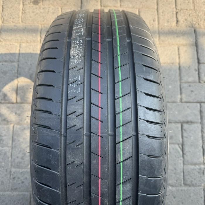 Ban Mobil RFT 245/50 R19 Bridgestone Alenza