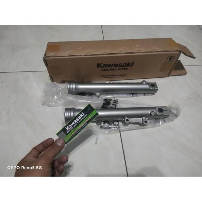 Tabung Bottom Shock Depan Ninja R Ninja Ss 1 Pasang Original Kawasaki