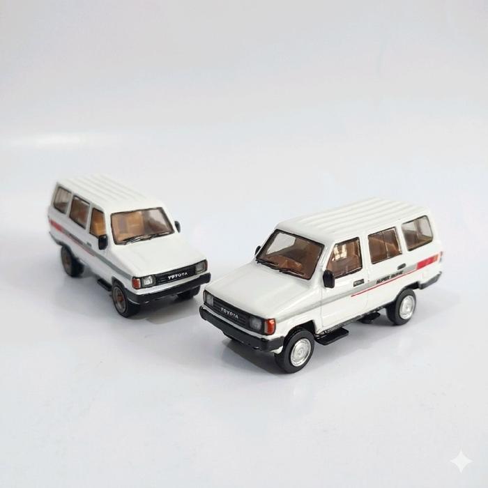 Diecast Toyota Kijang Super Skala 1/64 Mobil Mainan Miniatur Koleksi by seldom