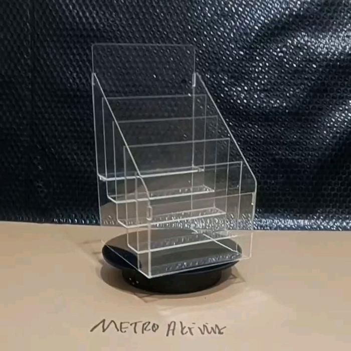 Akrilik tempat brosur A5/ Rak brosur 5 susun /Display brosur