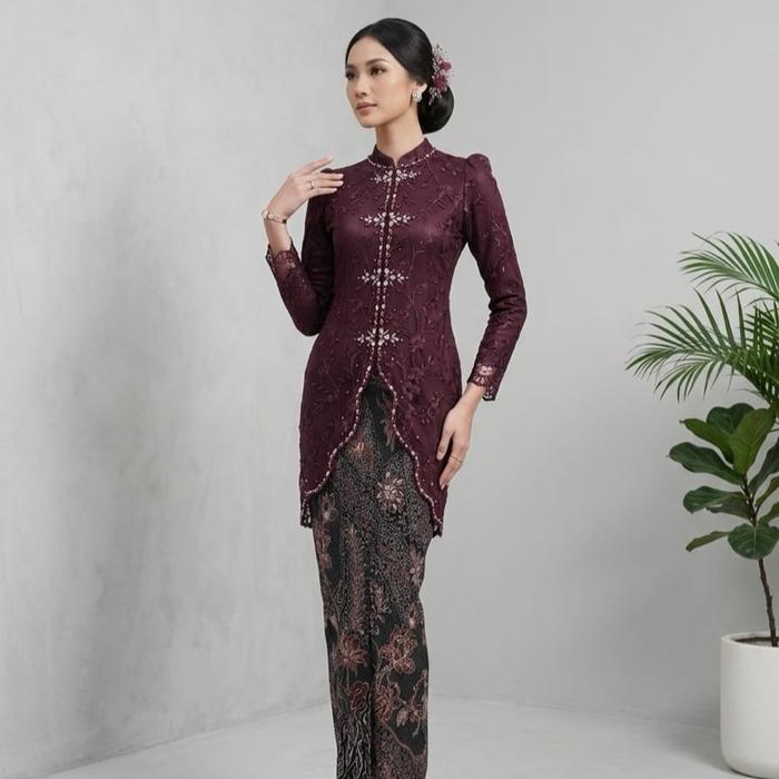 Kebaya Rengganis / Stelan Kebaya Shanghai Tile Payet/ Kebaya Eksklusif /Kebaya Mewah Wisuda