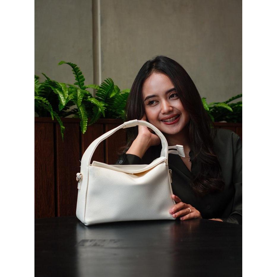 Enha - Selena Polly Hand Bag Premium Free Tali Panjang Tas Wanita Terbaru Local Brand Bahan Leather