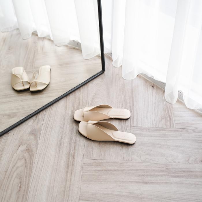 Zode Paula Sandals - Basic Sandal Jepit Wanita - Black, Cream, White & Tan Sendal Wanita Merah Tbk
