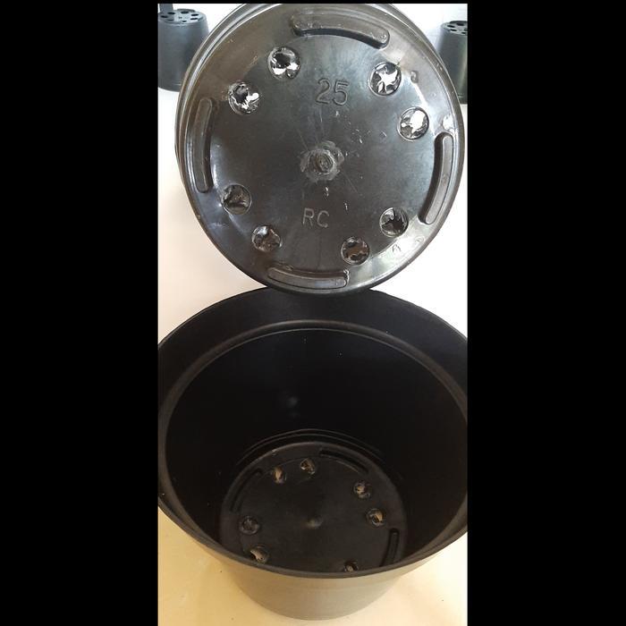 Pot Tanaman Plastik Hitam Diameter 25 cm Model Silinder Serbaguna