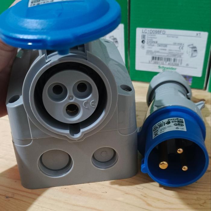 Legrand 1 Set 3Pin 16A 1Phase Surface Mounting+Plug 555154+555124 Ip44 Original Made In Turkey