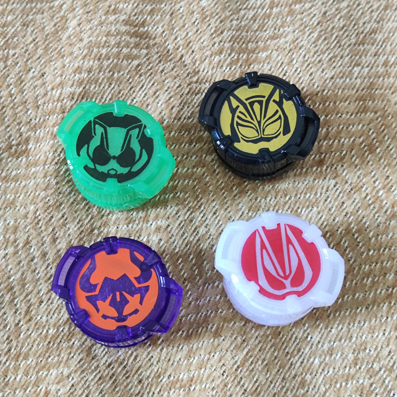 Hot Kamen Rider Geats DX Core Set Geats Tycoon Buffa Na-Go ID Core Interchangeable Role Play Toy