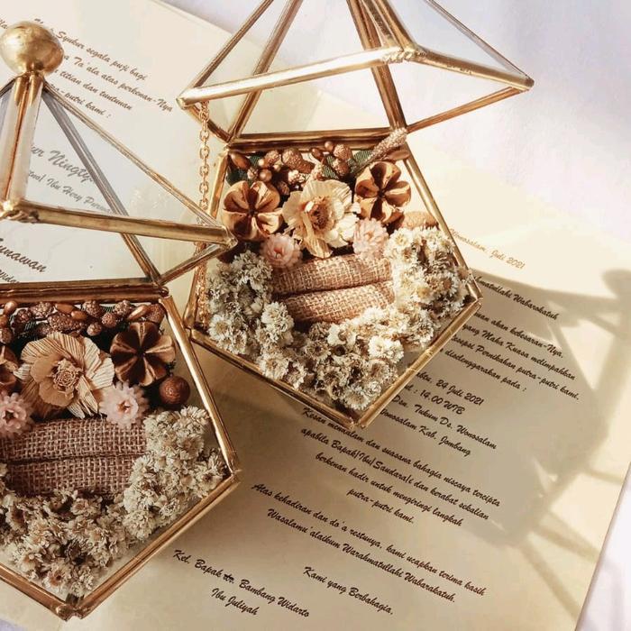 Box cincin kotak cincin tempat wadah cincin nikah lamaran Pentagon Bunga