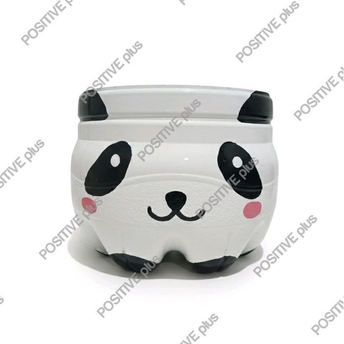 pot karakter panda dari galon le minerale 15L