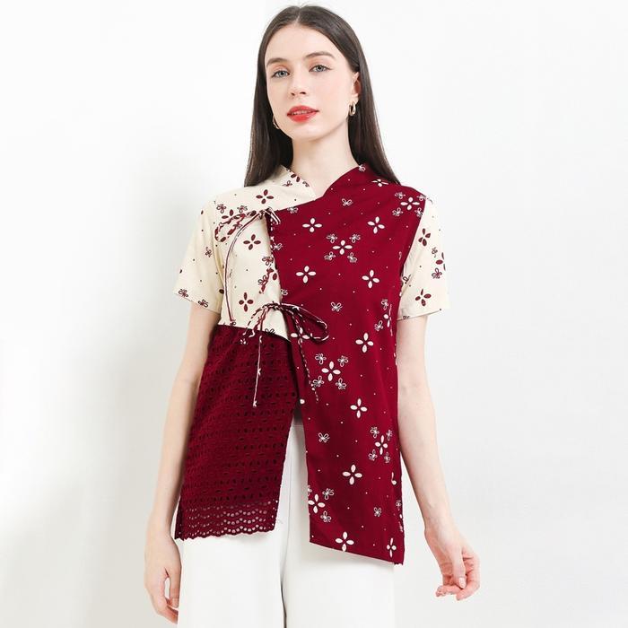 Rianty Batik Blouse Wanita Batik Modern Motif Maroon Krem dengan Aksen Brokat - M / Ukuran 6