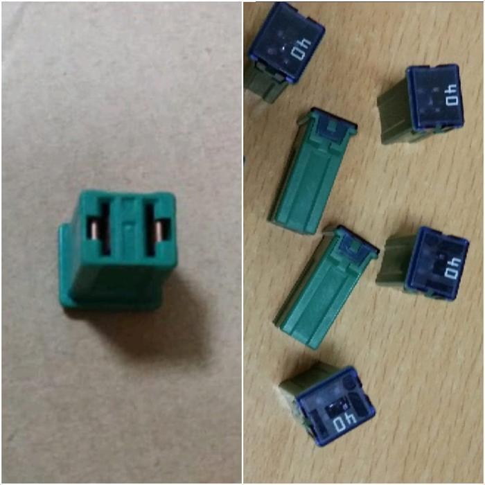 FUSE CENTER 40A ORIGINAL SEKRING MOBIL 40 AMPERE BERKUALITAS SISTEM KELISTRIKAN AMAN TAHAN PANAS