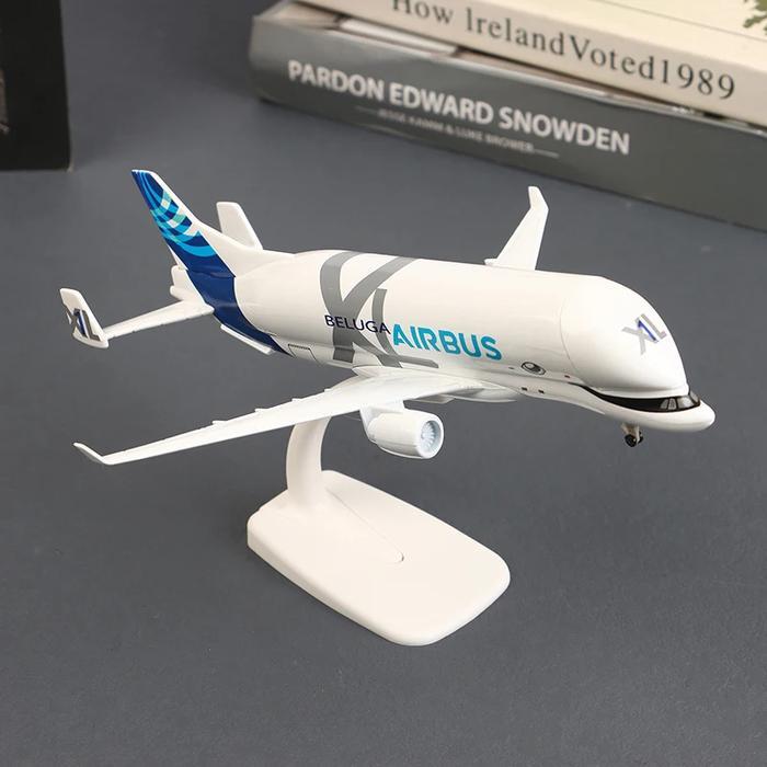 20CM Diecast Pesawat Beluga XL Diecast Pesawat Besi Diecast Pesawat Terbang Beluga Mainan Pesawat