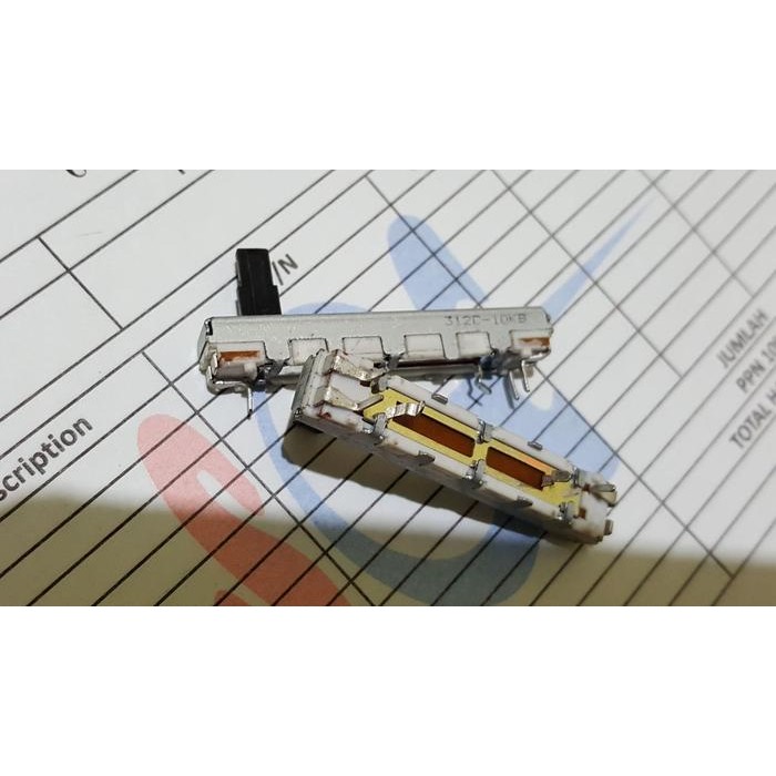 POTENSIO VOLUME GESER 10KB MONO ACC UNTUK PA50