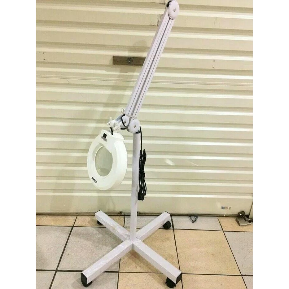 

SALE kaca pembesar/ magnifaying lamp