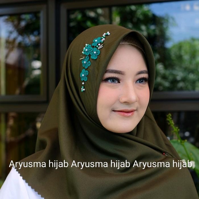 Pilihan- Jilbab Square Segi Empat Payet Bunga Mutiara Lasercut