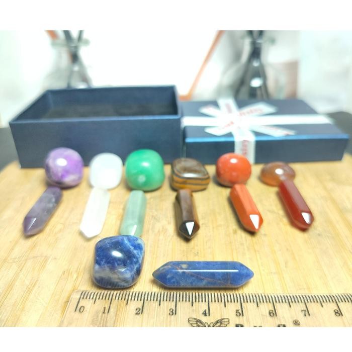 Natural 7 Chakra Small Dt Pointer With Tumble Set Box