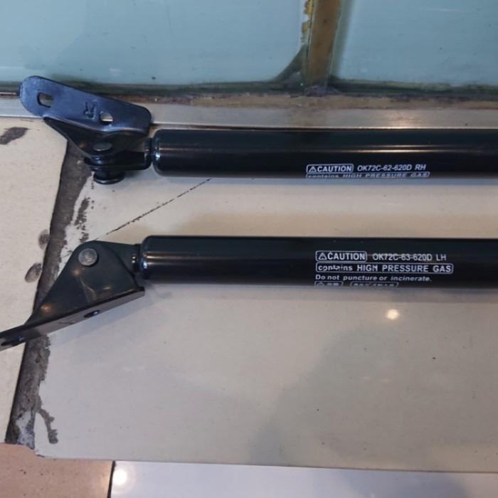 Jual Shock Bagasi Kia Travello