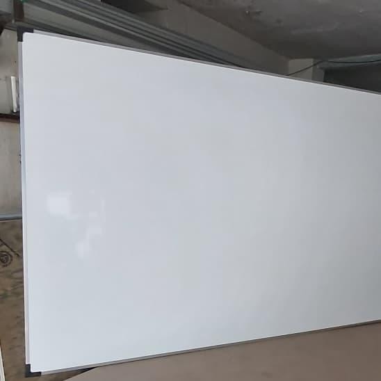 

NEW PRODUK WHITEBOARD GANTUNG 90 X 180CM NONMAGNET TUTI FRUITY
