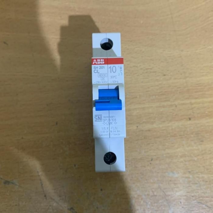 MCB 10A MERK ABB BIRU