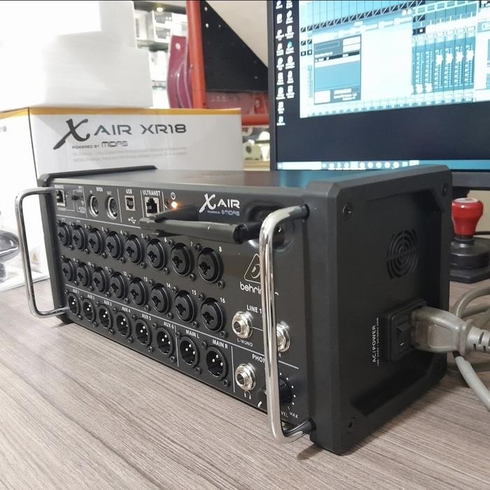 MIXER DIGITAL BEHRINGER XR 18 ORIGINAL