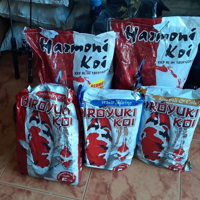 HIROYUKI KOI WHITE SHINING