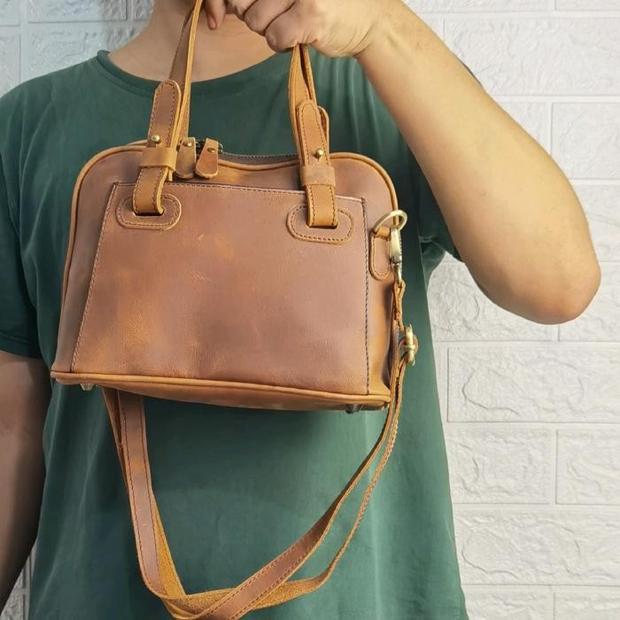 Top tas wanita selempang Alma Bag Crazy Horse