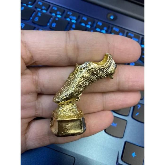 MIniatur Trofi Golden ots Logam Trophy Piala Mini Kecil Sepatu Emas Gol Terbanyak Ukutan 45 mm V