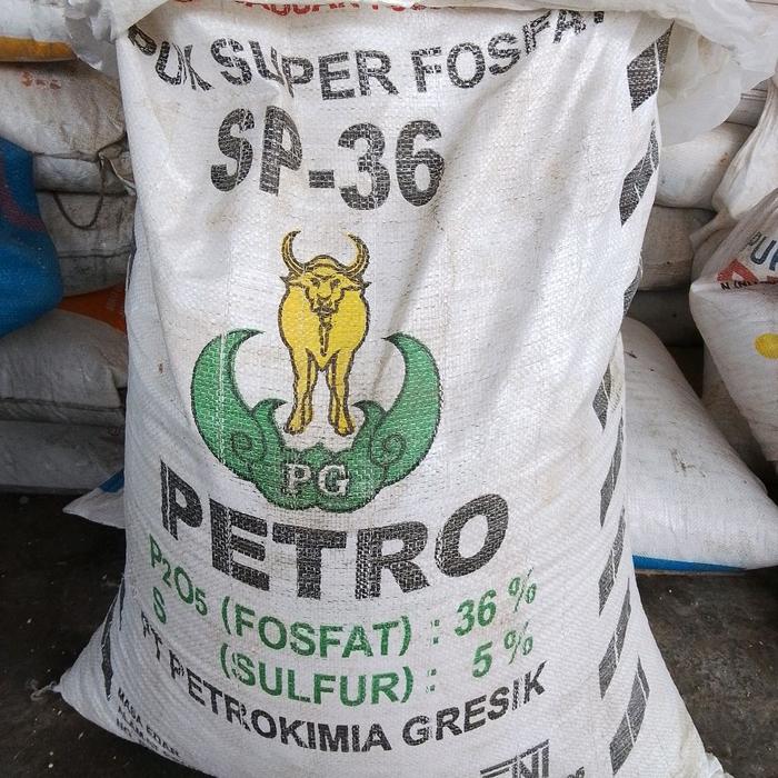 PUPUK SUPER FOSFAT SP-36 P2O5 36% S 5% PETROKIMIA GRESIK . KEMASAN RIPECK 1KG 2 KG DAN 5 KG.