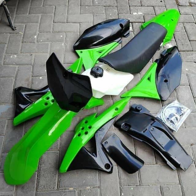 BODY GORDON SET HIJAU HITAM KLX DTRACKER 150