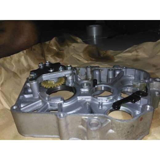 SIAPKIRIM Crankcase/kalter kanan bangau for honda C Series/Grand/C70 dll READY STOCK