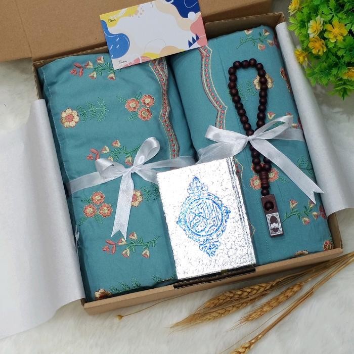 Pilihan- Paket Kado Hampers Mukena Siti Khadijah Bordir Kado Guru