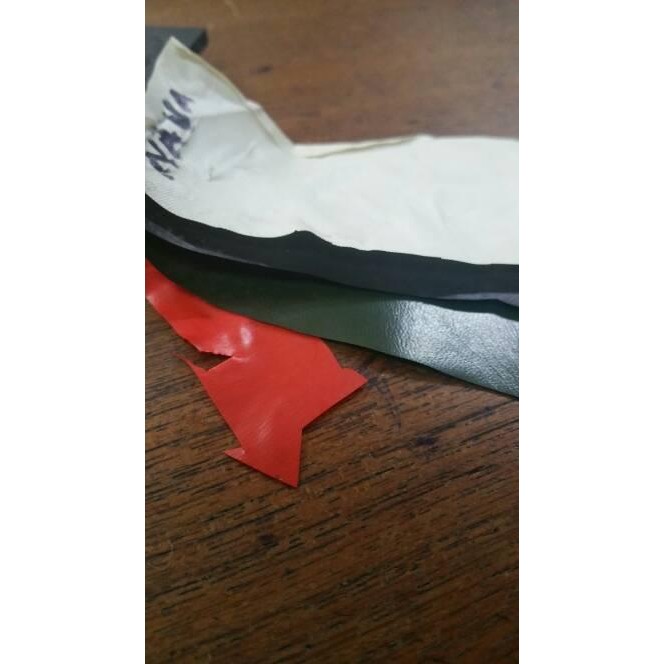 

PLASTIK SAMPUL BUKU NAVA NAFFA (0.15) 1 roll = 50 Yards