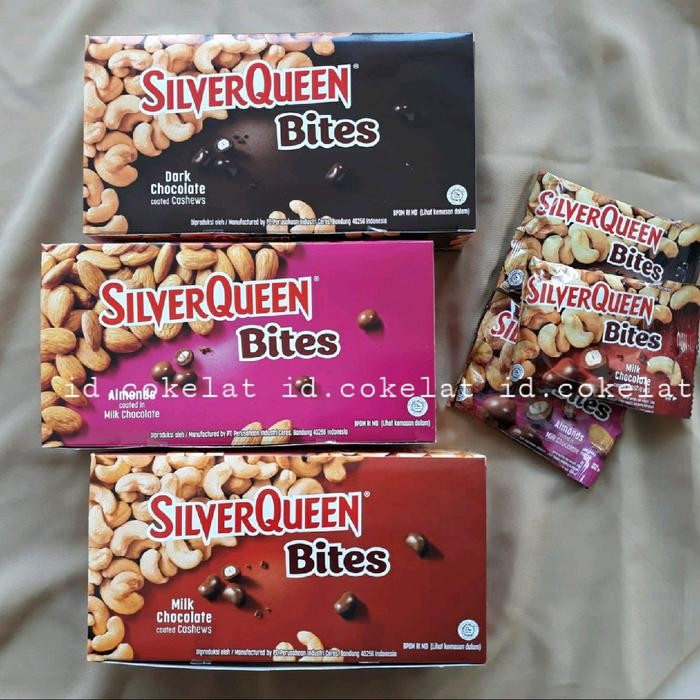 ORIGINAL 1 BOX Silverqueen Bites Coklat Bulat Glaze Almond 30gr isi 12 - Makanan, Toples, Snack,