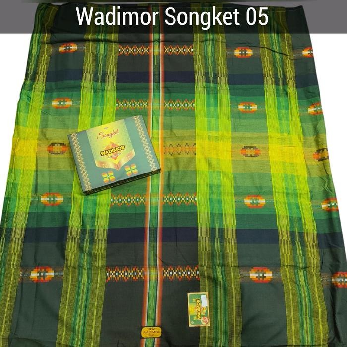 HOT PROMO Sarung Tenun WADIMOR SONGKET TIMBUL dan KEMBANG BALIAN VISCOSE STARIA Motif BHS Halus