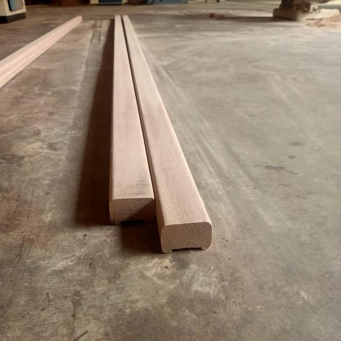 Relling tangga kayu kamper samarinda oven