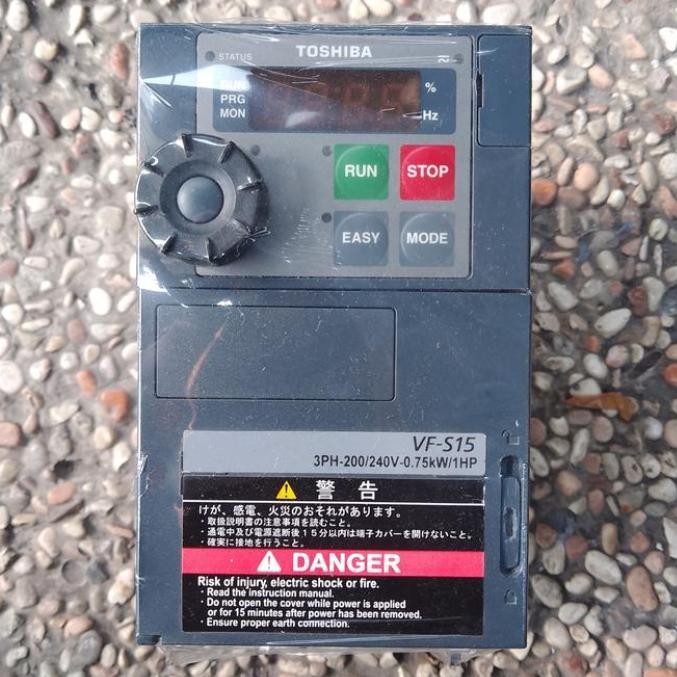 Inverter Toshiba VF-S15-2007PM-W1-0.75kW/1HP 200-240Vac 3P