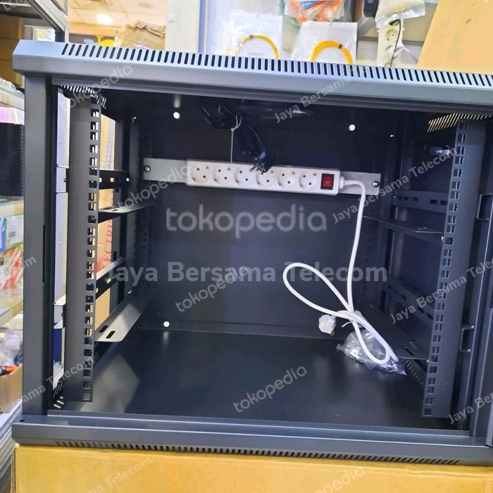 RACK SERVER WALL MOUNT CABINET RACK 9RU