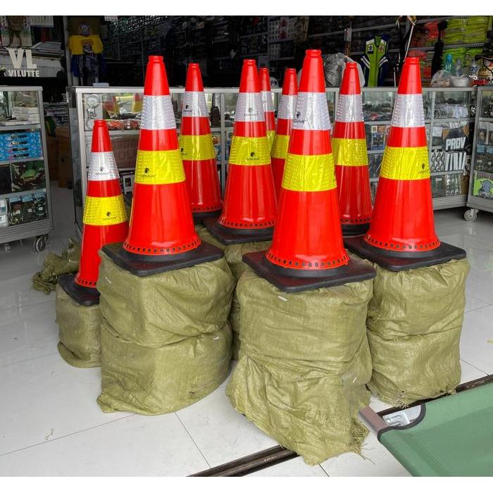 SAFETY TRAFFIC CONE GOSAVE / KERUCUT KARET LALU LINTAS GOSAVE 75 CM