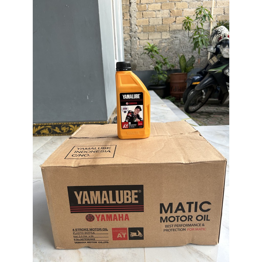 Oli Motor Yamalube Matic 800ml 1 Dus isi 24 Botol Oli Yamaha Yamalube Matic 1 Dus 24pcs