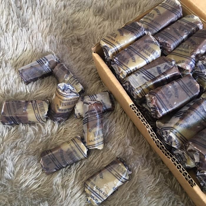

ASLI Dodol garut herma kemasan 10kg ciri khas garut makanan manis Camilan Snacks READY STOCK