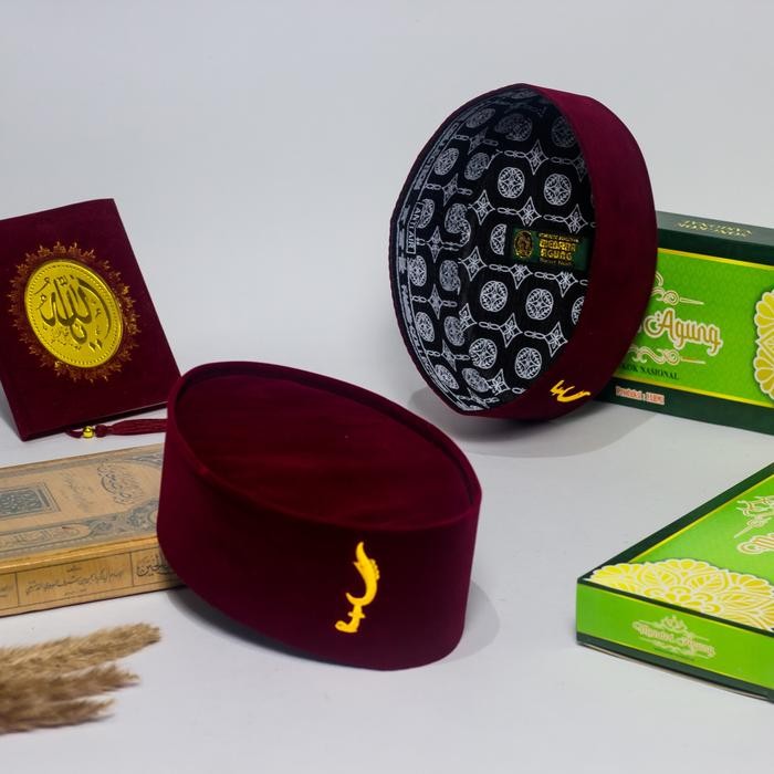 Peci Songkok Kopiah Motif Kujang Bordir Warna Merah Maroon Peci Muslim Pria Anak Anak Dan Dewasa